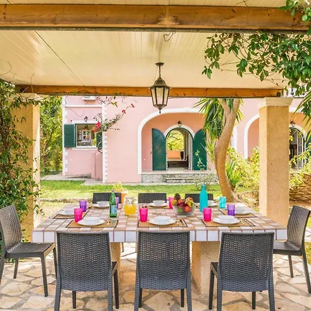 Villa Finikas By