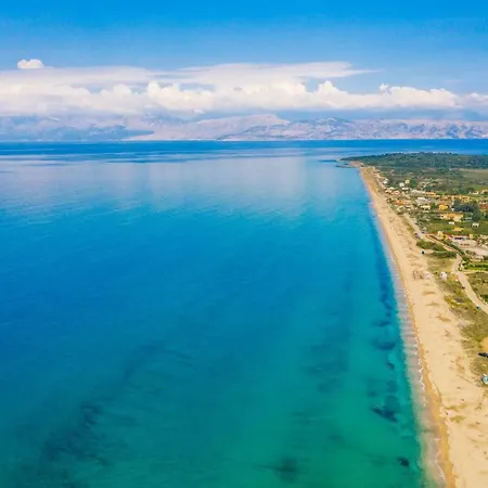 Finikas By Paralía Almirú
