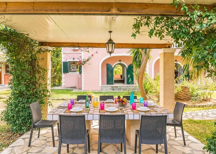 Villa Finikas By